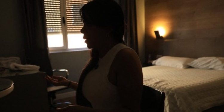 Si trafikohen eskortat nga Venezuela në Shqipëri