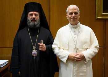 Kryepeshkopi Joan takon Papën Leonin XIV: Mesazh për paqe dhe rininë (FOTO)