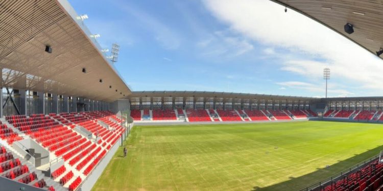 Serbia lëshon urdhërarrest për gazetarin shqiptar, mungon në Leskovac për ndeshjen e kombëtares