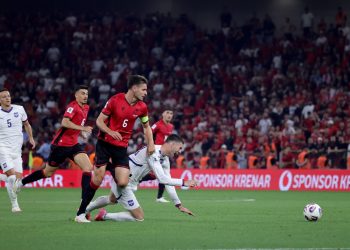 Dy oficerë sigurie në Leskovc, FIFA me “sytë” tek Serbi-Shqipëri