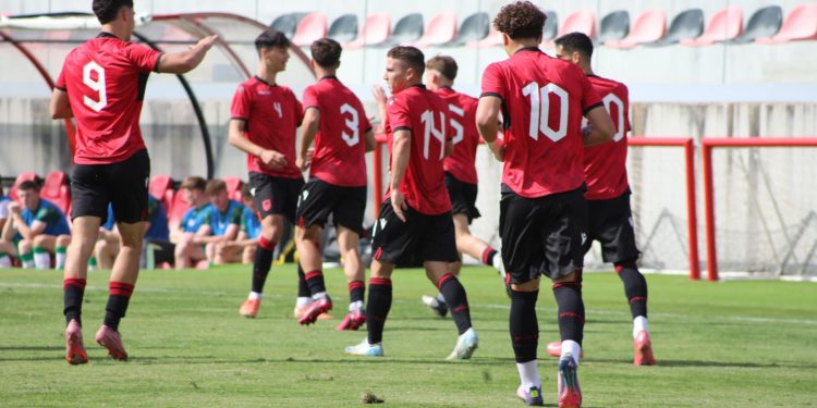 Shqipëria U-19 fiton miqësoren e parë ndaj Irlandës 2-1 në “Shtëpinë e Futbollit”