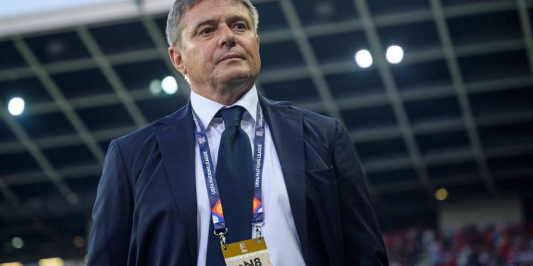 Serbia në kaos total, “koka” e Stojkovic nuk mjafton