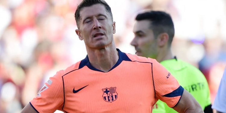 Tronditet Barcelona, Lewandowski humbet “El Clasico”, në dyshim të fortë edhe Raphinha