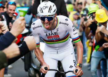 Vit perfekt në Çiklizëm, Pogaçar tregon çastin kritik: Mendova tërheqjen