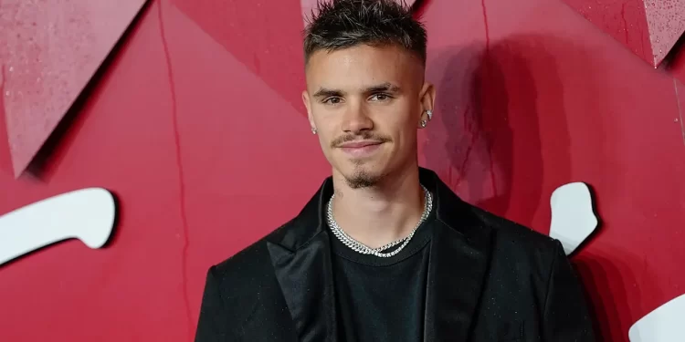 Romeo Beckham bën një njoftim të madh gjashtë muaj pas ndarjes nga e dashura