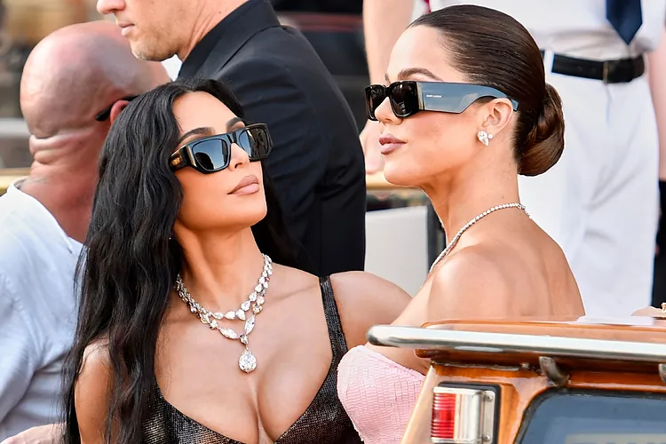 Ditëlindja e 45-të e Kim Kardashian nuk shkoi tamam siç ishte planifikuar, shkak bëhet torta