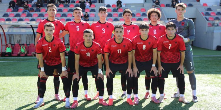 Kombëtarja U-17 luan ndeshjen e parë miqësore ndaj Sllovenisë në “Shtëpinë e Futbollit”