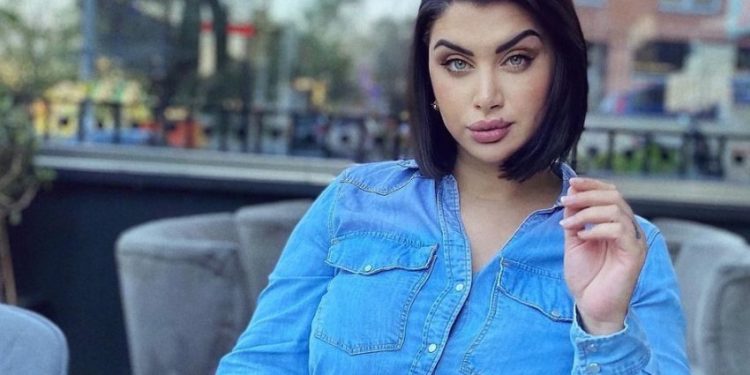 Çiljeta Xhilaga: Do rikthehem në muzikë vetëm nëse rikthehet Flori Mumajesi!