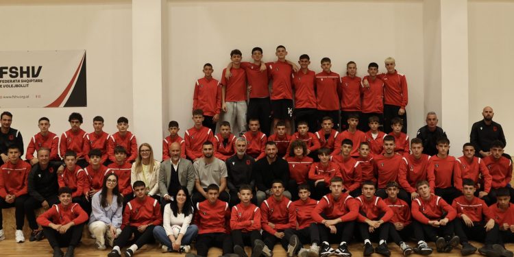 Të ftuarit e radhës në Elite Youth Development Academy, Alban Hoxha & Xhuliano Skuka ndajnë eksperiencat me talentet e rinj