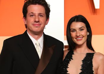 Charlie Puth bëhet baba për herë të parë, lajmin e ëmbël e zbulon në mënyrën më të veçantë