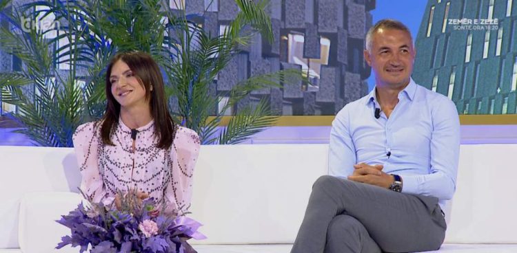 “Mami insistonte shumë”/ Luiza Gega dhe Taulant Stërmasi ndajnë lajmin e bukur