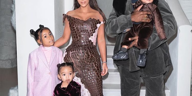 Kim Kardashian zbulon pjesën e errët të divorcit nga Kanye West: North më gjeti duke qarë në dhomë dhe më tha…