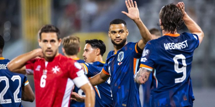 Austria e Holanda me fitore të thella në Kualifikueset e Botërorit, Mali i Zi surprizohet nga Ishujt Faroe