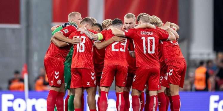 VIDEO/ Danimarka mund Greqinë në kualifikueset e botërorit, fitojnë Kroacia e Polonia