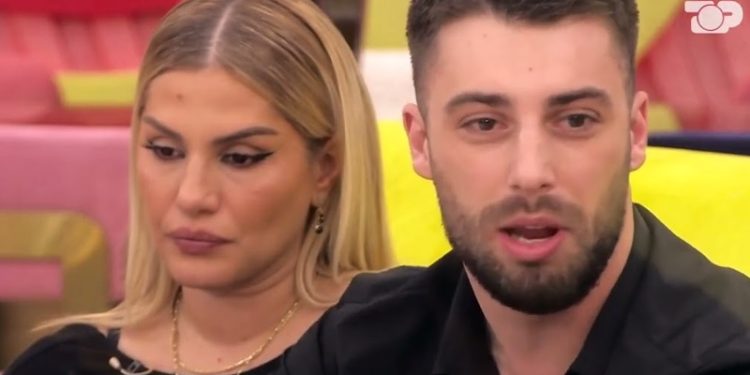 Meriton Mjekiqi refuzoi të komentonte lidhjen me Ilnisën, reagon gazetarja: Netët…