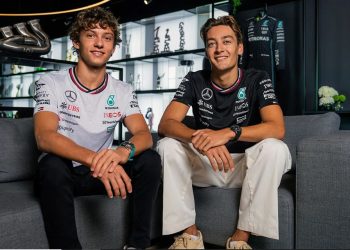 Formula 1/ Mercedes beson te pilotët e tij, rinovon kontratën me Antonelli-n dhe Russell
