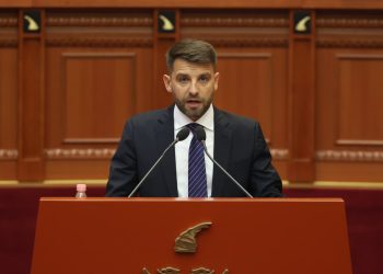 Raporti në Kuvend/ Kryetari i Këshillit Drejtues, Fatjon Hoxhalli, paralajmëron reformim të thellë të RTSH në bashkëpunim me EBU