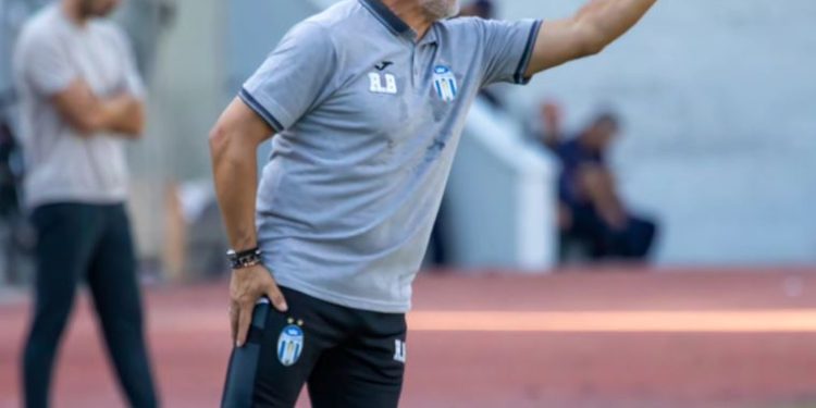 I turpëroi Elbasani, “dridhet” stoli i Roberto Bordin