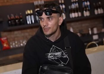 “Mos i lejoni fëmijët të dëgjojnë muzikën time”/ Buta flet për repin, këshilla që ka për prindërit