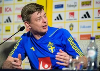 Disfata me Kosovën, trajneri i Suedisë i prerë: Nuk iki, respektoj kontratën