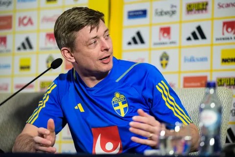 Disfata me Kosovën, trajneri i Suedisë i prerë: Nuk iki, respektoj kontratën