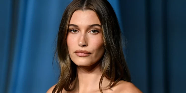 Hailey Bieber rrëfen sekretin e bukurisë: Nuk kam bërë Botox