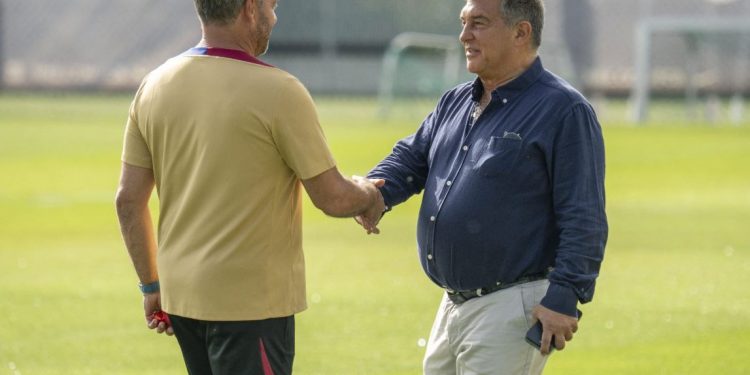 “El Clasico” trazoi Barçën, Laporta viziton ekipit, takon Yamal dhe Flick