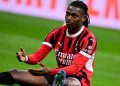 Milan, Leao “shtrëngon dhëmbët”, Allegri bën llogaritë me dëmtimet