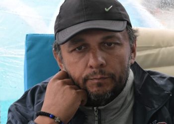 17 ditë në grevë urie/ Përkeqësohet gjendja e shqiptarit në mes të Athinës