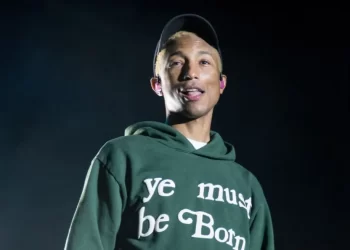 Nga muzika te moda, Pharrell Williams shpërblehet me çmimin e madh të karrierës së tij