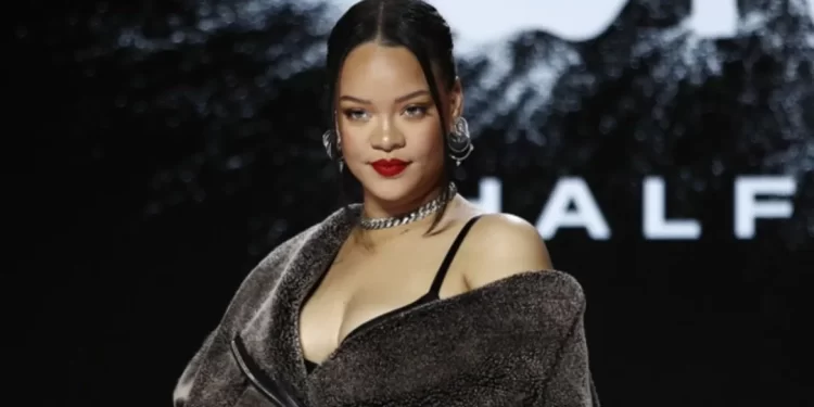 Rihanna humb 36 milionë dollarë nga projekti i dështuar i modës me Louis Vuitton