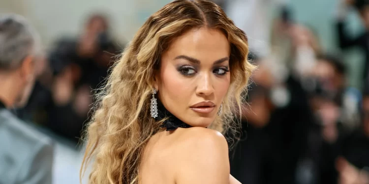 Palestra ‘e famshme’ e Rita Orës: Fqinjët humbasin betejën ligjore