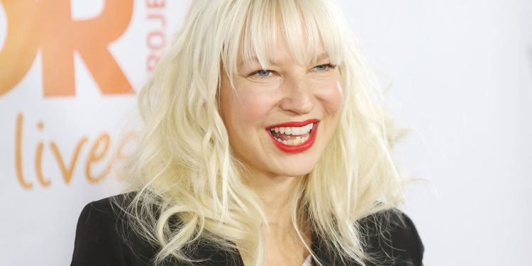 Sia në qendër të një beteje ligjore: Ish-bashkëshorti kërkon kujdestarinë e plotë të djalit