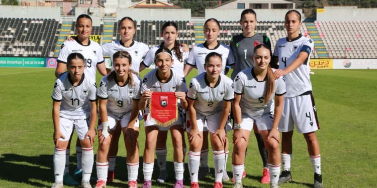 U-17 për vajza / Shqipëria barazon me Estoninë në “Elbasan Arena”
