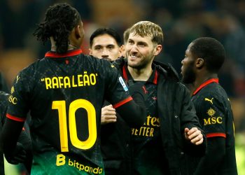 Do mungojë për një periudhë kohe, sulmuesi i Milanit jep lajmin e keq