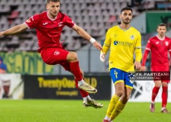 Pikantet e Elbasani-Partizani/ Atmosferë festive në tribuna, sfida mbyllet me tension