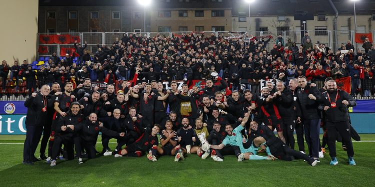Sylvinho ndryshon Shqipërinë, në “play-off” në dërgoi…mbrojtja