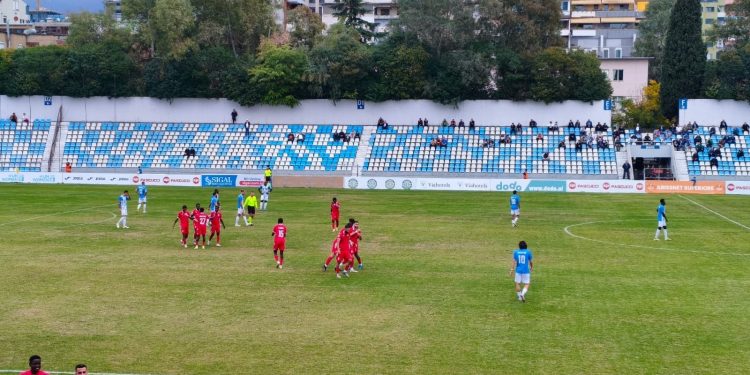 VIDEO/ Tirana “pa busull”, në “Selman Stërmasi” fiton Bylis, Nuhiu debuton me humbje