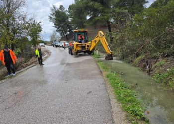 Reshjet intensive, Prefektura Gjirokastër thirrje banorëve: Kufizoni lëvizjet e panevojshme!