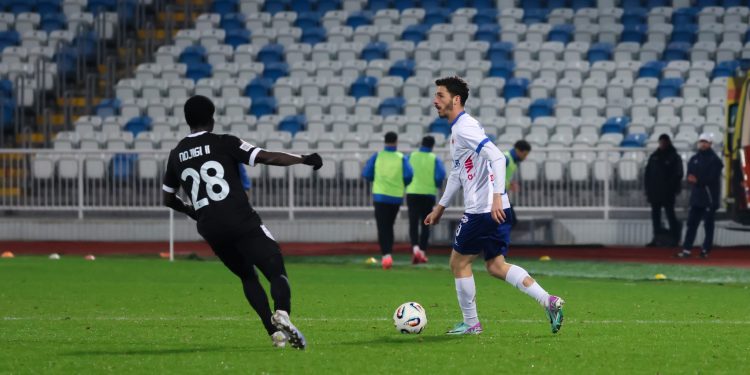 Zyrtare, klubi i elitës ndërpret bashkëpunimin me trajnerin