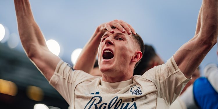 VIDEO/ Disfatë e hidhur, Liverpool bie keq në Anfield