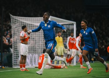 VIDEO/ Barazim në supersfidën e Premier League, Chelsea i merr barazim Arsenalit me një lojtar më pak