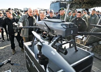 Greqia ndryshon doktrinën ushtarake detare: Egjeun do ta mbyllim nga toka