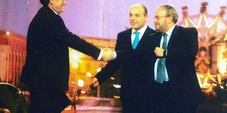 “Shkërdhatë, u mërzite ti?” – Ish-truproja rrëfen takimin e famshëm të Nanos me Berishën