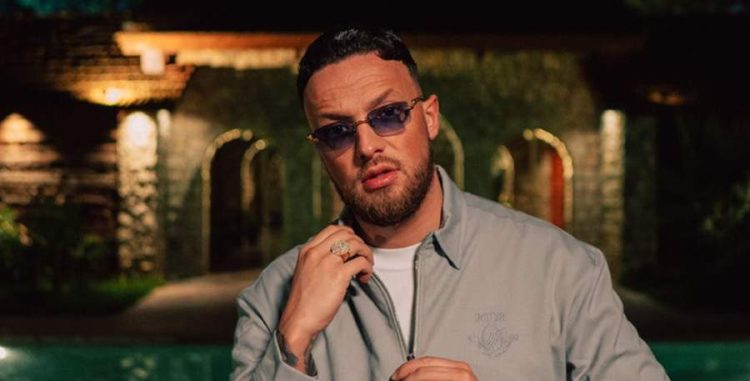 Atentat? Sulm me eksploziv në hyrje të banesës së reperit Azet në Gjermani