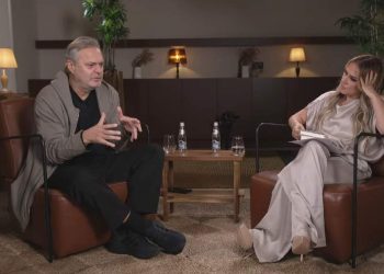 “Islamikët nuk mbajnë fotografi familjare”/ Ben Blushi: Ata i kthejnë kurrizin Skënderbeut sepse e quajnë armik