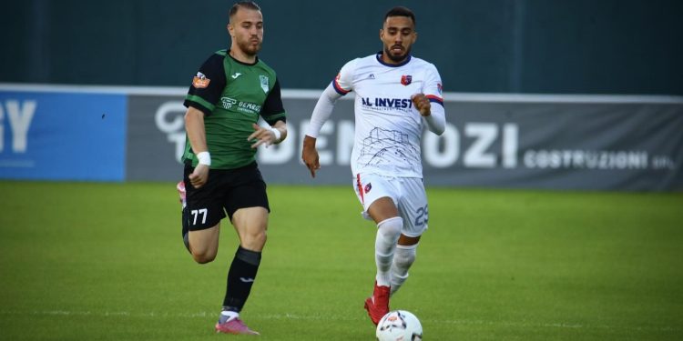 Abissnet Superiore/ Përzgjidhet trajneri & formacioni më i mirë i javës së 10-të