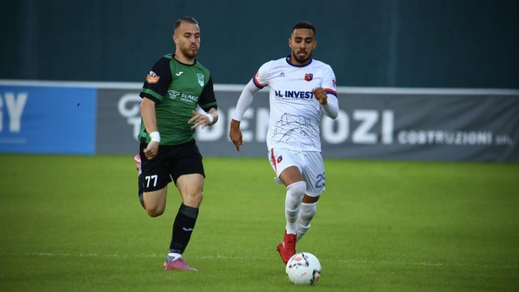 Abissnet Superiore/ Përzgjidhet trajneri & formacioni më i mirë i javës së 10-të