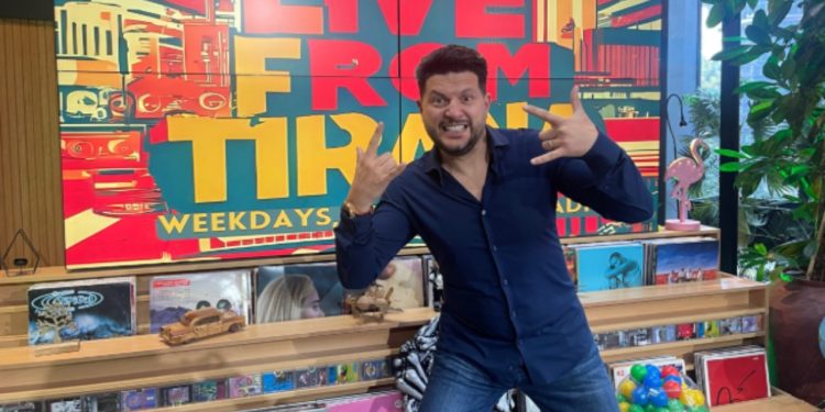 Ermal Mamaqi: Është më mirë t’i fshish lotët me 500 euro në Ferrari, sesa me biletën e autobusit