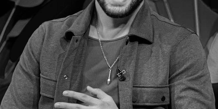 I njëjti fat tragjik si i ati që ndërroi jetë në të njëjtën moshë… Historia e dhimbshme që Shpat Kasapi e kujtoi në intervistën e tij të fundit